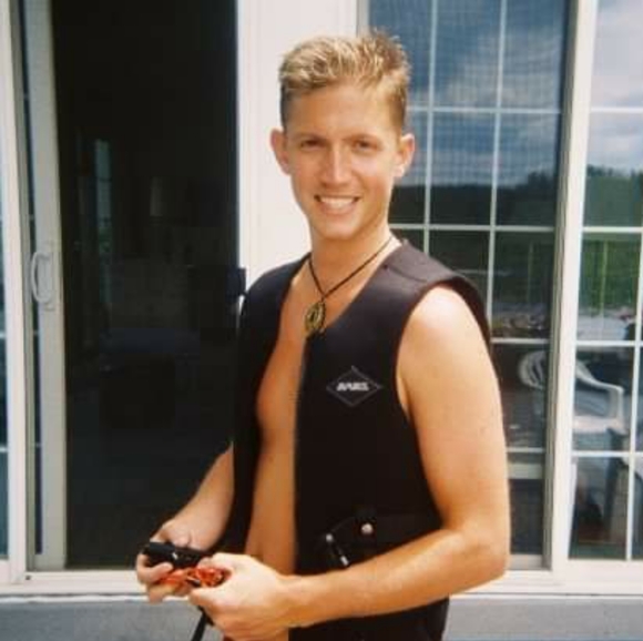 Meet your Posher, Michael - Picture 2 of 5